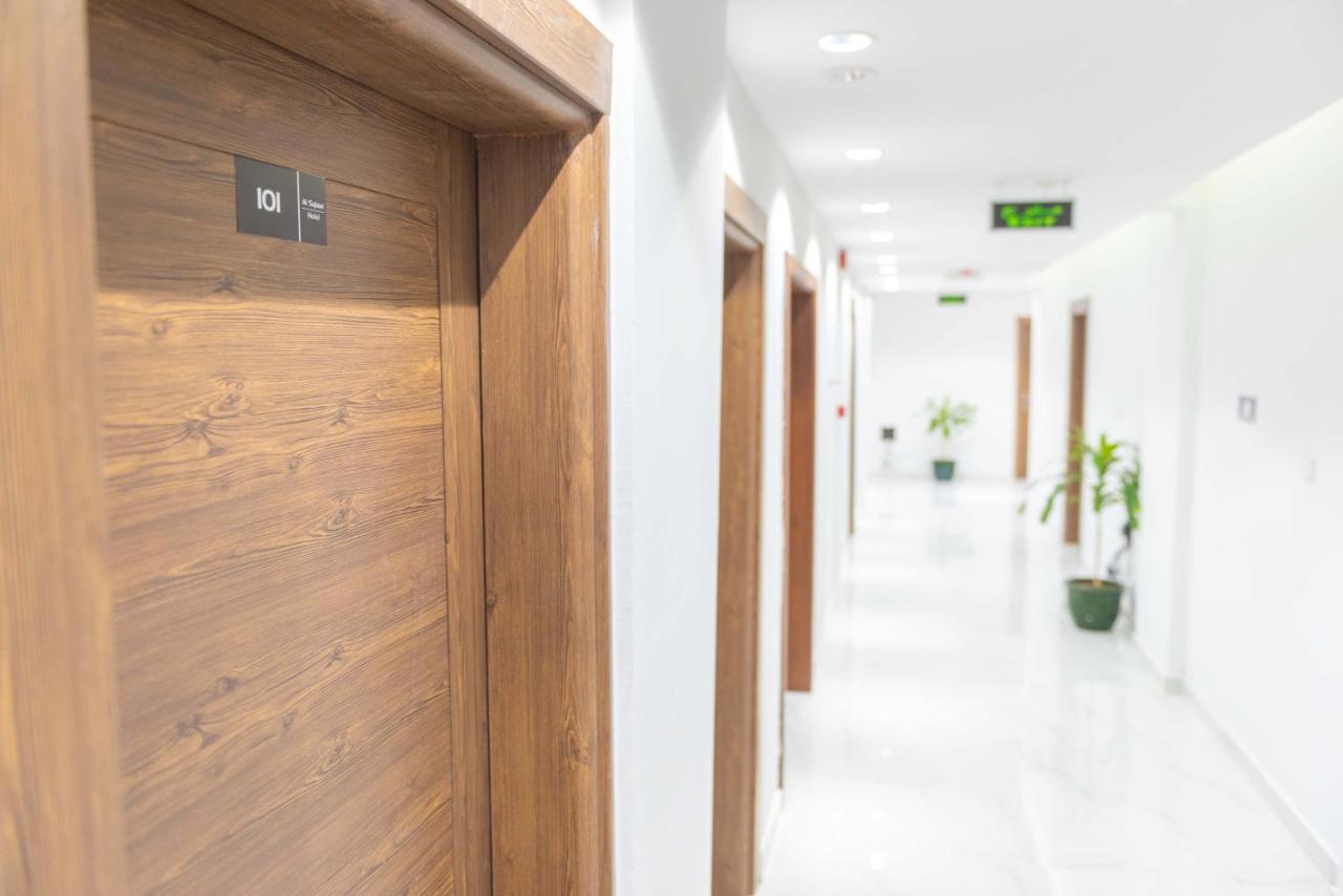 Al Sqlawi Hotel Apartment Ras al Hadd Kültér fotó