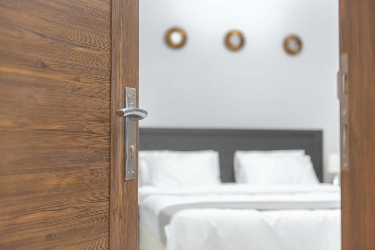 Al Sqlawi Hotel Apartment Ras al Hadd Kültér fotó
